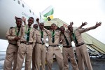 Airline trainees revel in the new airplane. (Photo by Jeremy Dwyer-Lindgren)