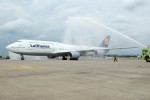 Water cannon salute to Lufthansa's first Boeing 747-8I service arriving at Dulles. (Photo by Cary Liao/NYCAviation)