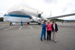 NASA astronauts Janet Kavandi and Bonnie Dunbar pose in front of the Super Guppy with Washington Governor Chris Gregoire. (Photo by Liem Bahneman/NYCAviation)