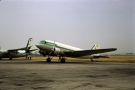 dc-3-ozark-airlines-ord-0967-mmg