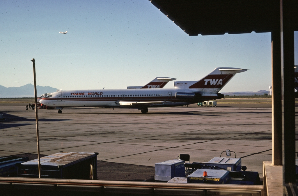 b-727-231-trans-world-airlines-n12301-tuscon-102080-wja