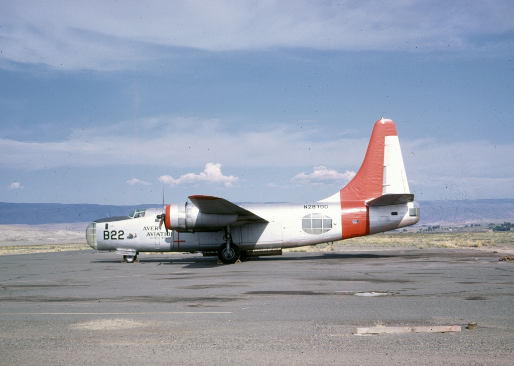 b-24-pb4y-2-n2870g-aerial-firefighter-wo-co-july-1980-graybull-wy-091168-b-wja
