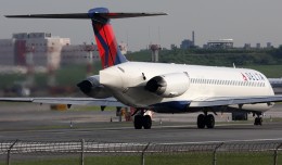 A Delta MD-80 jet. (Photo by Phil Derner Jr.)