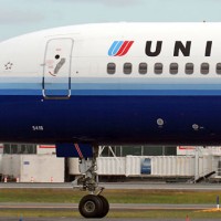 United Airlines 757 N516UA at LaGuardia Airport LGA