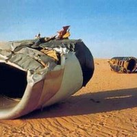 An engine from UTA Flight 772 sits in the desert after a bomb exploded in its cargo hold.