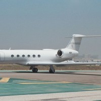 Steve Jobs Gulfstream V N2N at LAX