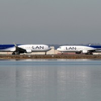 Photo of the Day: Two LAN Chile 767s Eskimo kissing at JFK while waiting to depart rwy 4L. (Photo by Mark Hsiung)