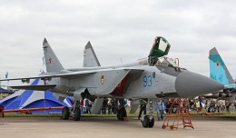 Mikoyan-i-Gurevich MiG-31BM Foxhound on display at 2009 MAKS Airshow.