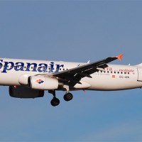 Spanair Airbus A320 (EC-IZK) on approach to Madrid Barajas. (Photo by Gordon Gebert Jr.)