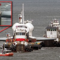 Enterprise's left wingtip hits a bridge abutment. (Photo by Manny Gonzalez)
