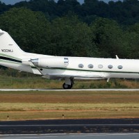 Magic Johnson's Gulfstream III (N32MJ). (Photo by Andrew W. Sieber via Flickr, CC-BY-NC)