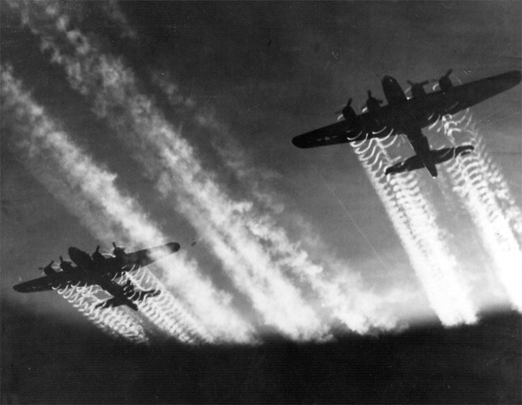 [Image: B-17_Flying_Fortress.jpg]