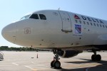 N319NB wears the Rangers logo. (Photo by Matt Molnar/NYCAviation)