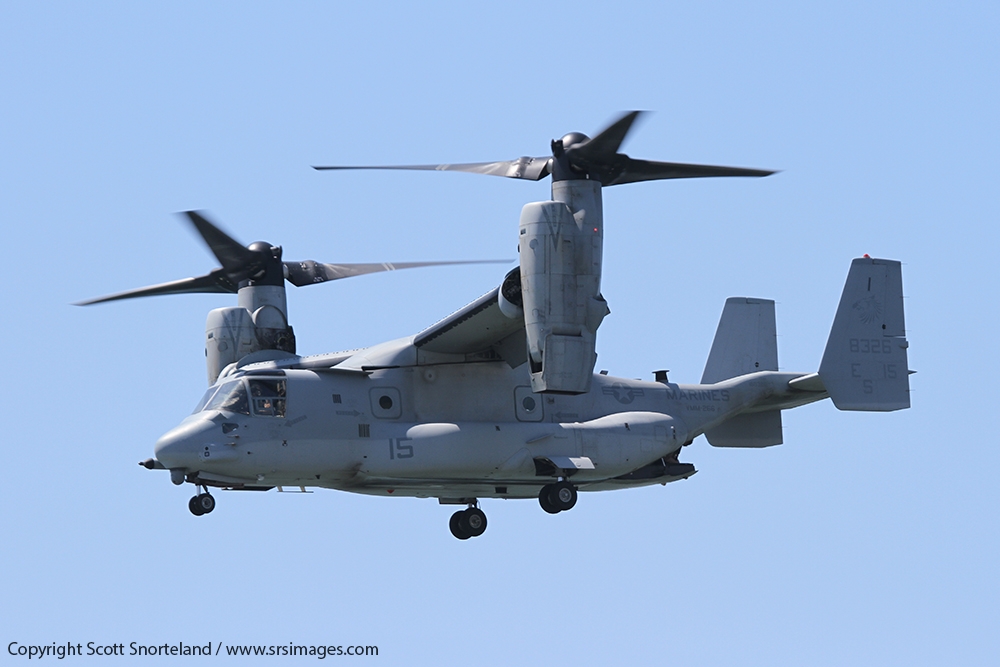 a-marine-corps-v-22-osprey-flys-for-the-first-time-ever-at-the-jones-beach-air-show-photo-scott-snorteland