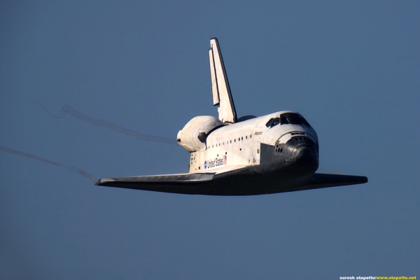 Space Shuttle Atlantis on short final for landing. (Photo by Suresh Atapattu)