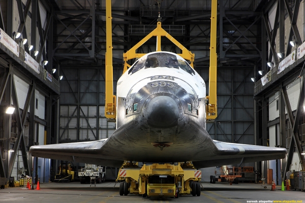 Space Shuttle Endeavour prepared for final lift in the Vehicle Assembly Building. (Photo by Suresh Atapattu)