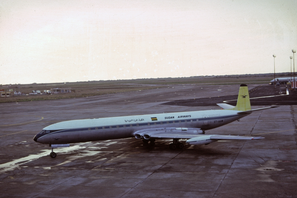 comet-4-sudan-airways-st-aaw-rome-103166-wja
