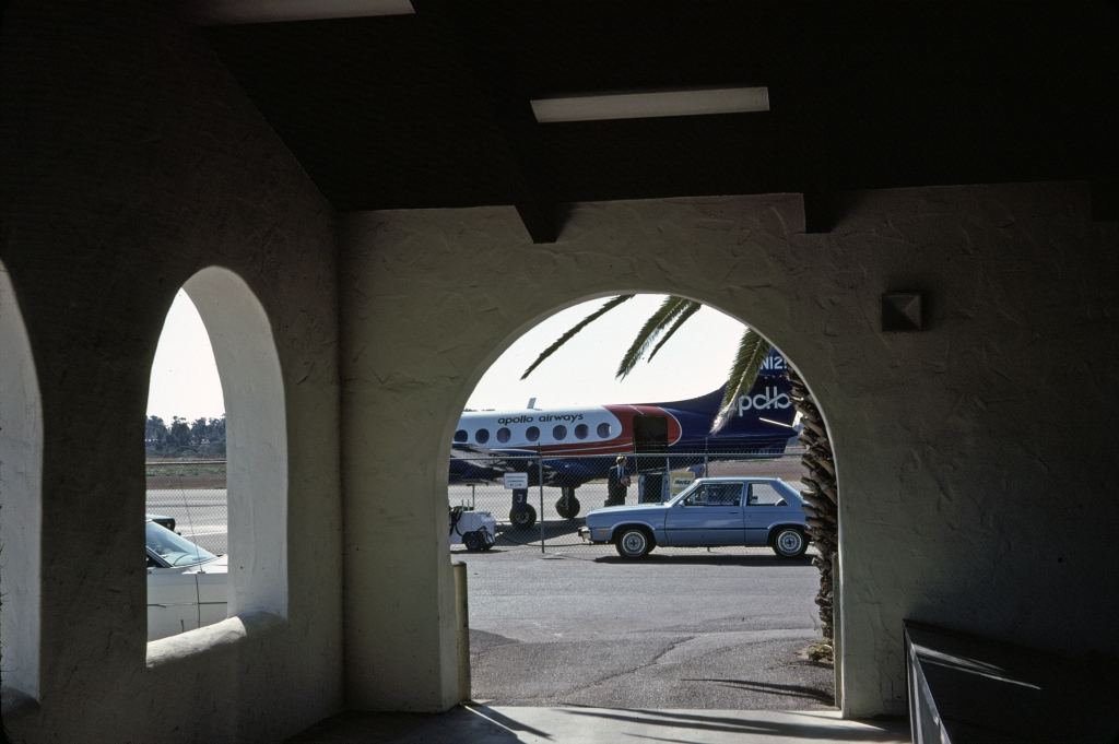 airports-santa-barbara-ca-101580-b-wja airports-santa-barbara-ca-101580-b-wja