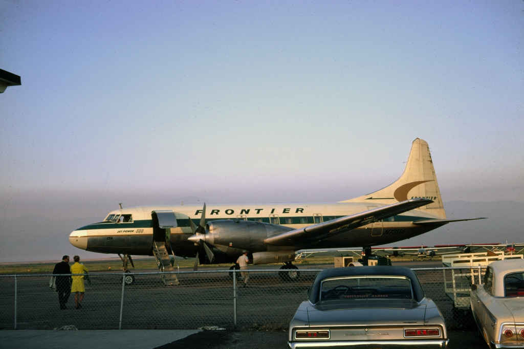 cv-580-frontier-airlines-n73156-mso-missoula-0968-a-wja cv-580-frontier-airlines-n73156-mso-missoula-0968-a-wja