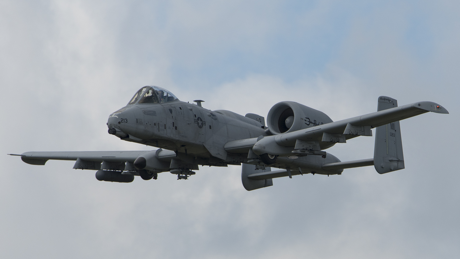 A Selfridge-Based A-10C “strafing” the aerobatic box