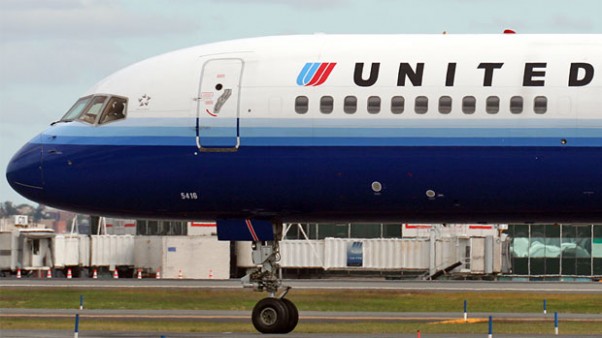 United Airlines 757 N516UA at LaGuardia Airport LGA