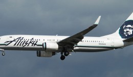 Alaska Airlines 737-800 N549AS
