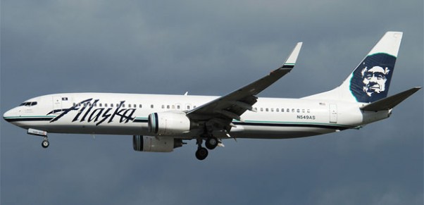Alaska Airlines 737-800 N549AS