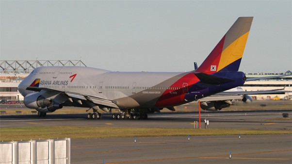 Asiana 747-400 HL7428