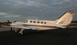 Cessna 421 Golden Eagle (N48DL) that went down in the Gulf of Mexico on April 19, seen here on a brighter day at Lakeland Linder Regional Airport. (Photo by Daniel Compton)