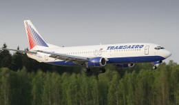 A Transaero Boeing 737-400 (EI-CXK) lands at Moscow Domodedovo Airport.
