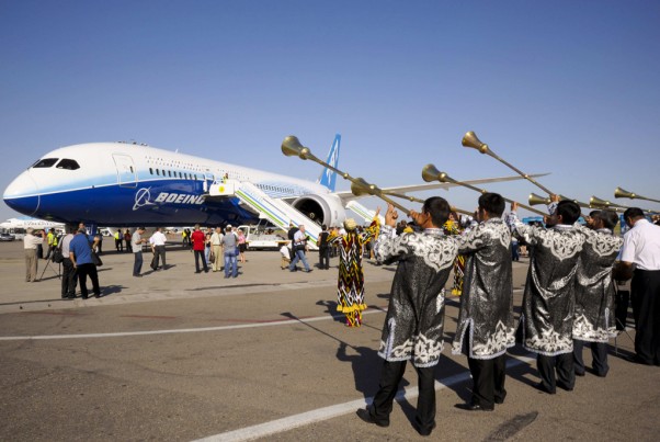 As the Boeing [NYSE: BA] 787 Dreamliner touched down at Tashkent International Airport as part of the Dream Tour, the airplane received a rousing welcome with a traditional dance by a troupe of Uzbek performers.