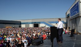 At the Spirit AeroSystems Boeing Thank You celebration. (Photo by Spirit AeroSystems)