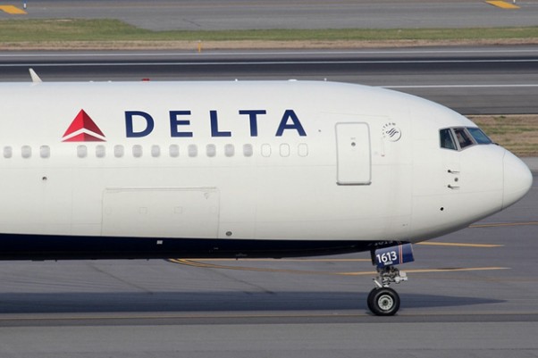 Delta Boeing 767-300ER N1613B returned to JFK after a bomb scare. (File photo by Kaz T)