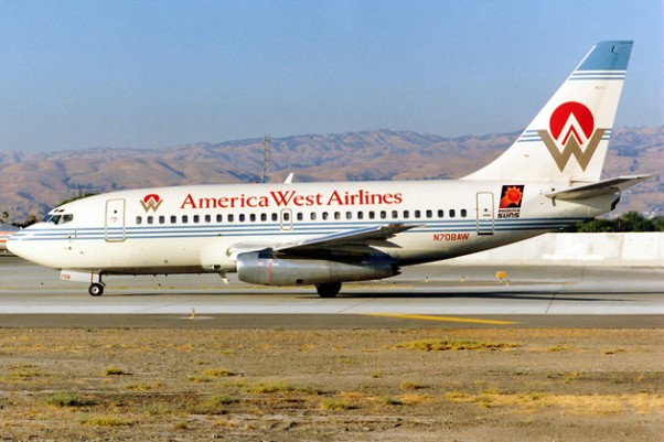 An America West Boeing 737-100 (N708AW) spotted at San Jose International Airport in 1993. (Photo by Torsten Maiwald via Wikimedia Commons)