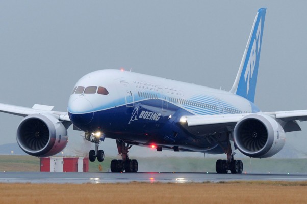A Boeing 787 Dreamliner lands in Sydney during the plane's Dream Tour. (Photo by Boeing)