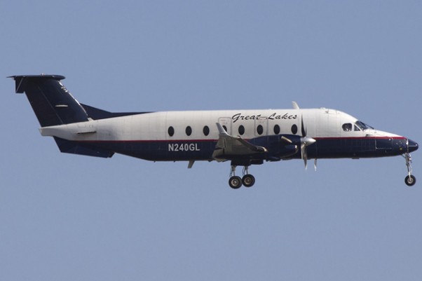A Great Lakes Airlines Beech 1900D (N240GL) landing at LAX. (Photo by Brian Gershey)