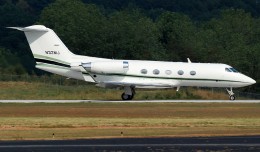 Magic Johnson's Gulfstream III (N32MJ). (Photo by Andrew W. Sieber via Flickr, CC-BY-NC)