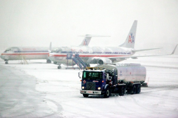 A fuel truck spotted on a snowy day at LaGuardia. (Photo by Matt Hintsa via Flickr, CC-BY-NC-SA)
