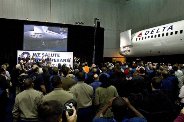 Delta's Spirit of Freedom 757 is unveiled in Atlanta. (Photo by Delta Air Lines)