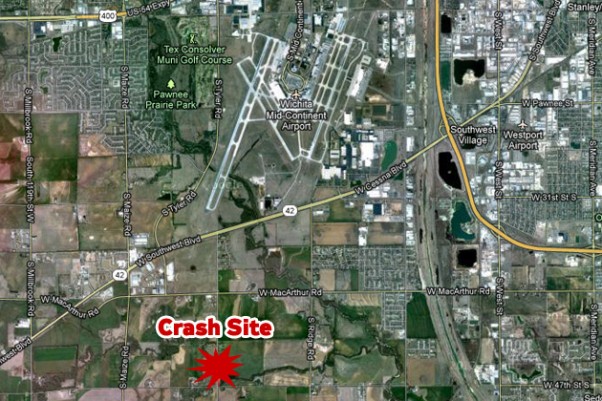 The crash site was about 2.5 miles southwest of Wichita Mid-Continent Airport. (Map by NYCAviation/Google Maps)