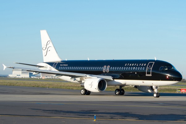 StarFlyer's first directly purchased Airbus A320 (JA08MC). (Photo by Airbus)
