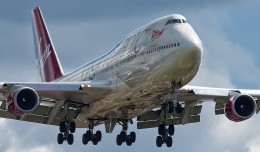Virgin Atlantic Airways Boeing 747-400 (G-VROC) on final approach to Heathrow. (Photo by Mark Winterbourne via Flickr, CC-BY)